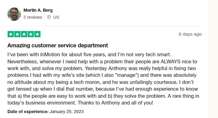 A positive InMotion Hosting review praising the host’s customer service. 